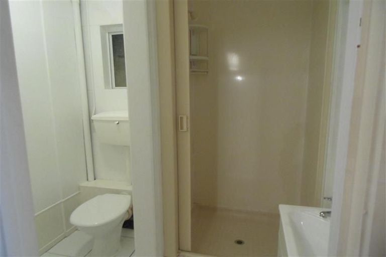 Photo of property in 55 Chatswood Grove, Chatswood, Auckland, 0626