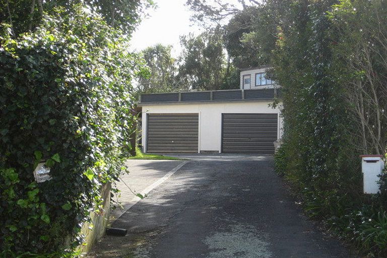 Photo of property in 3 Mission Street, Moturoa, New Plymouth, 4310