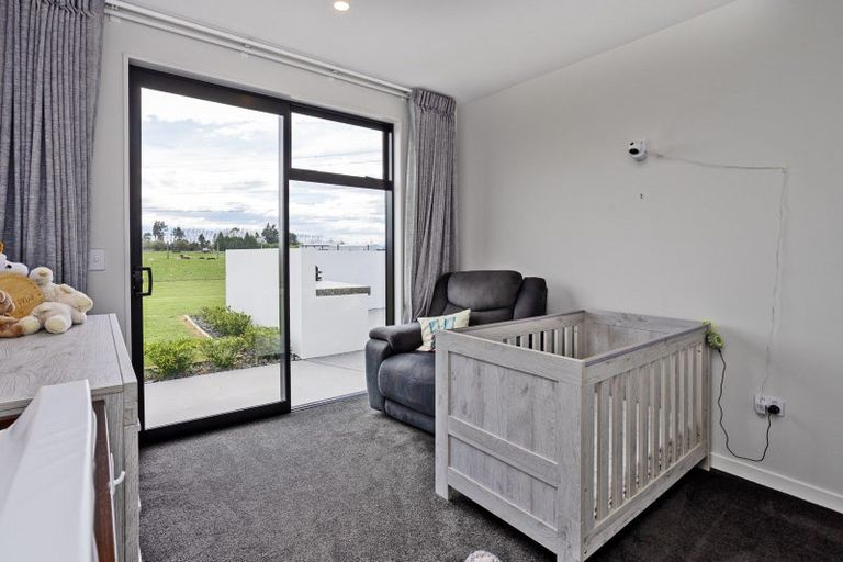 Photo of property in 60 Orion Road East, Makarewa, Invercargill, 9876