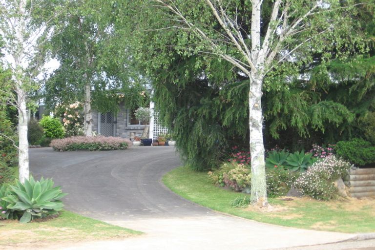 Photo of property in 13 Margaret Drive, Omokoroa, 3114