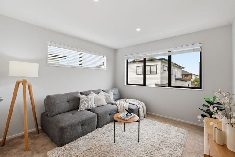 Photo of property in 31 Myland Drive, Hobsonville, Auckland, 0616