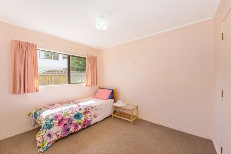 Photo of property in 1a Forest Glen, Orewa, 0931