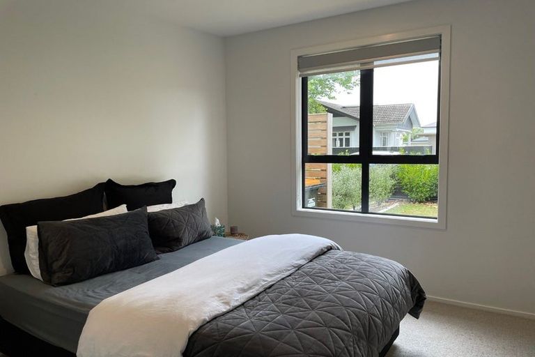 Photo of property in 28 Mere Mere Avenue, Palmerston North, 4414