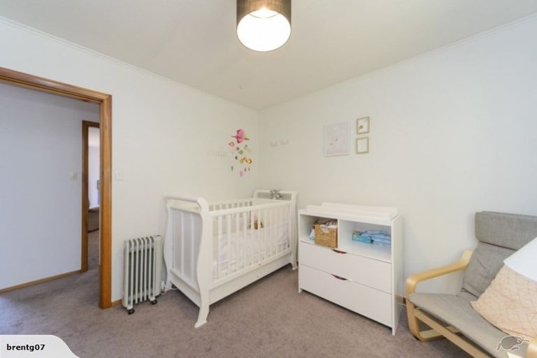 Photo of property in 22 Akaroa Avenue, Awapuni, Palmerston North, 4412