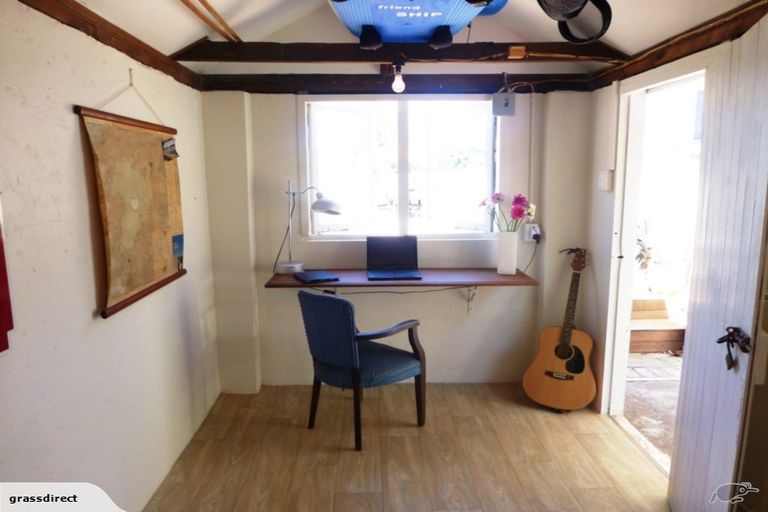 Photo of property in 6 Nelson Avenue, Northcote Point, Auckland, 0627