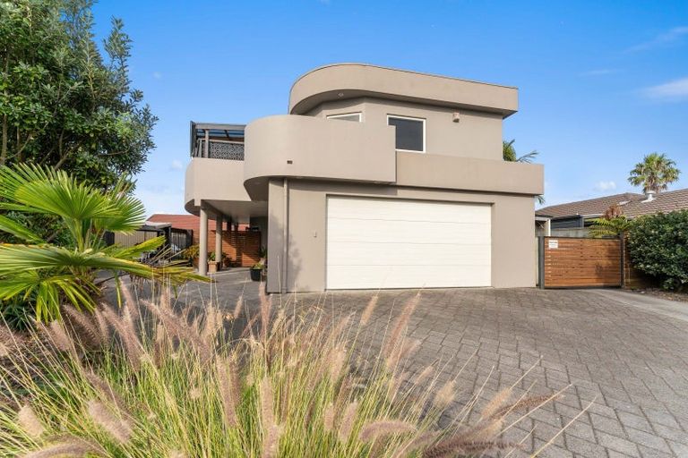 Photo of property in 15 Seychelles Drive, Papamoa Beach, Papamoa, 3118