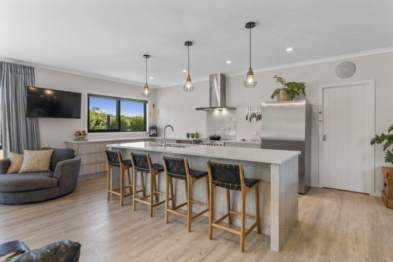 Photo of property in 4 Kanuka Grove, Kinloch, Taupo, 3377