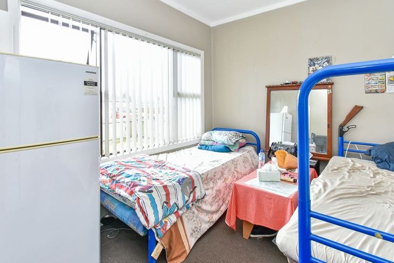 Photo of property in 5 Gordon Road, Papatoetoe, Auckland, 2025