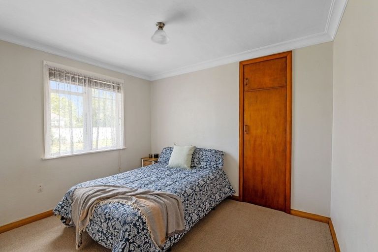 Photo of property in 36 Quinn Road, Levin, 5510
