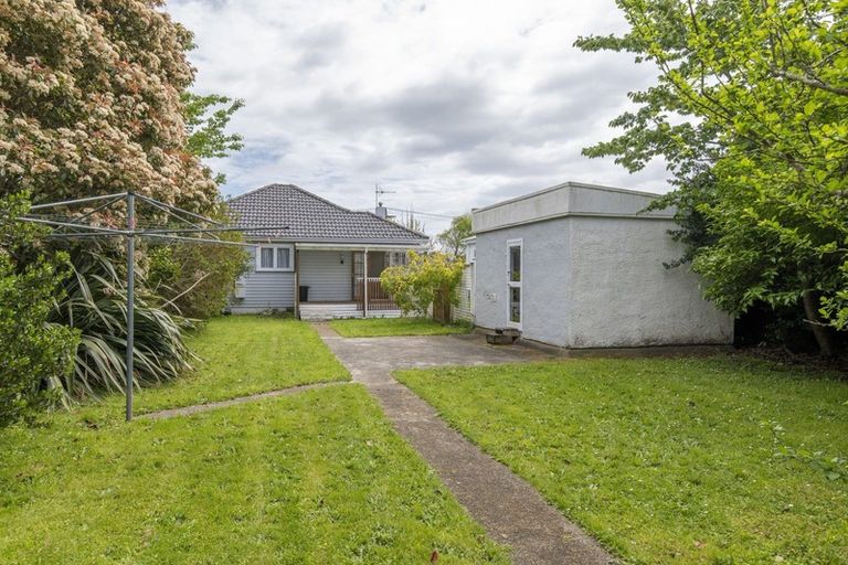 Photo of property in 36 Quinn Road, Levin, 5510