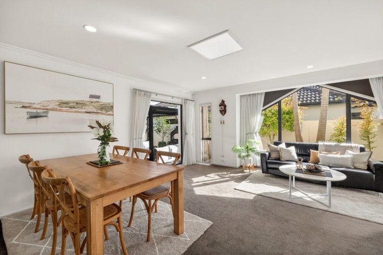 Photo of property in 8 Bucklands Crescent, Papamoa Beach, Papamoa, 3118