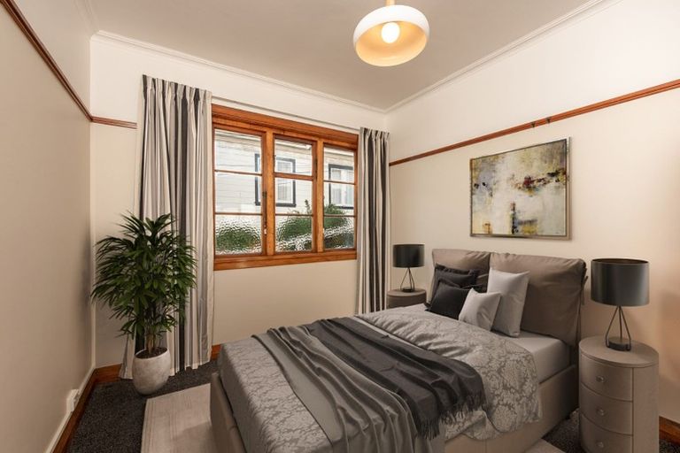 Photo of property in Ionian Flats, 123-125 Brougham Street, Mount Victoria, Wellington, 6011