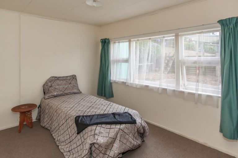 Photo of property in 111 Rua Avenue, Waitarere Beach, Levin, 5510