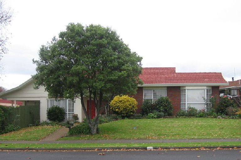 Photo of property in 118 Motatau Road, Papatoetoe, Auckland, 2025