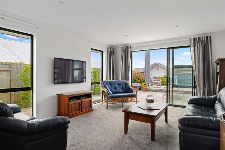 Photo of property in 330 Lakes Boulevard, Pyes Pa, Tauranga, 3112