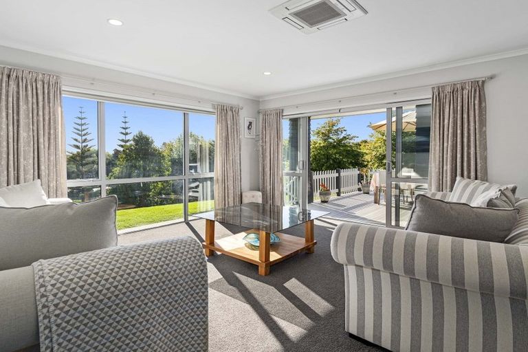 Photo of property in 32 Westview Place, Tauriko, Tauranga, 3110