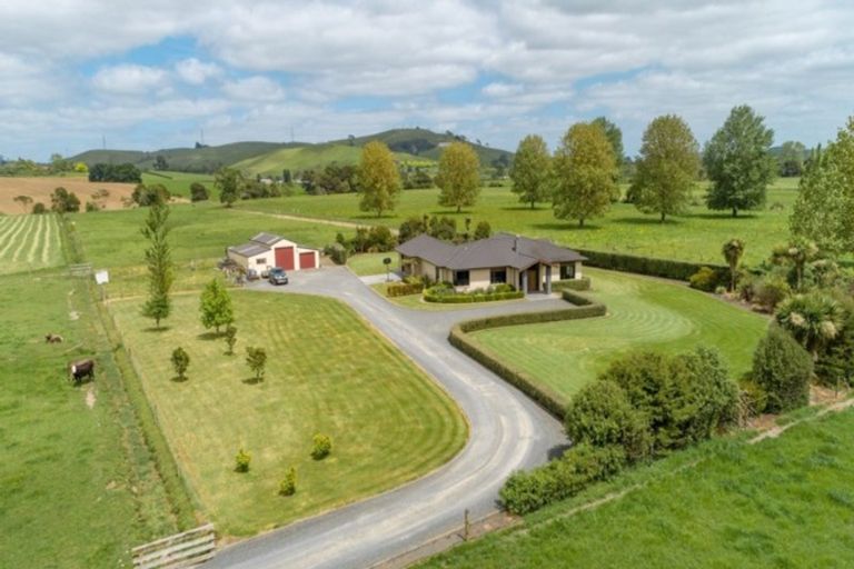 Photo of property in 242 Morrinsville-walton Road, Morrinsville, 3371