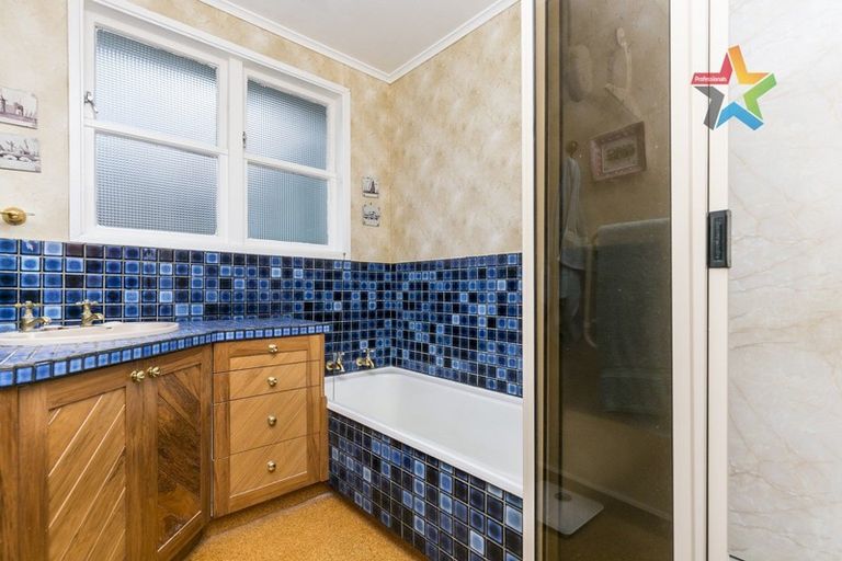 Photo of property in 22a Trelissick Crescent, Ngaio, Wellington, 6035