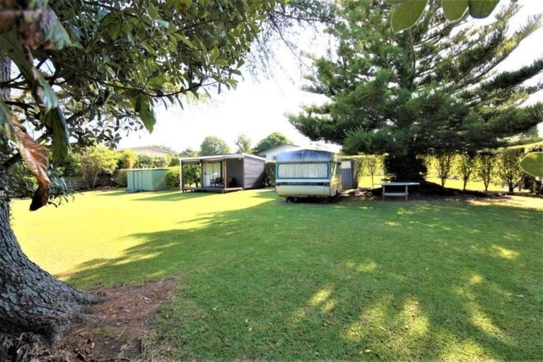 Photo of property in 22 Marlin Place, Whiritoa, Whangamata, 3691