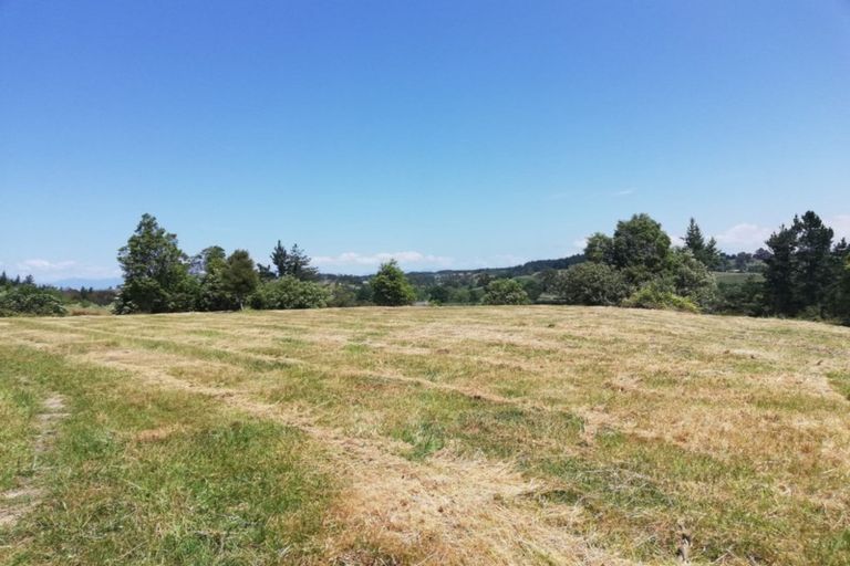 Photo of property in 12 Kina Beach Road, Tasman, Upper Moutere, 7173