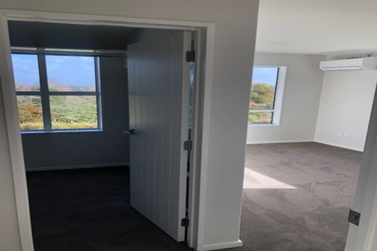 Photo of property in 34 Matahae Drive, Flat Bush, Auckland, 2019