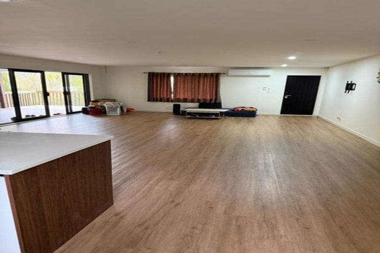 Photo of property in 41a Leo Street, Glen Eden, Auckland, 0602