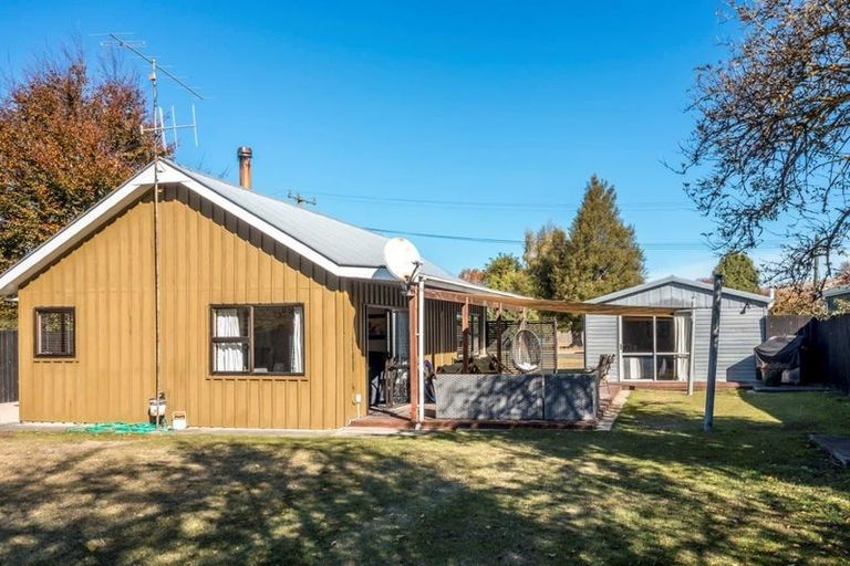 Photo of property in 9 Balmoral Street, Waiau, 7332