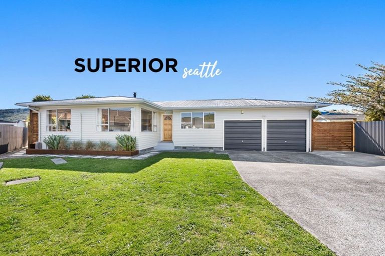 Photo of property in 16 Seattle Grove, Totara Park, Upper Hutt, 5018