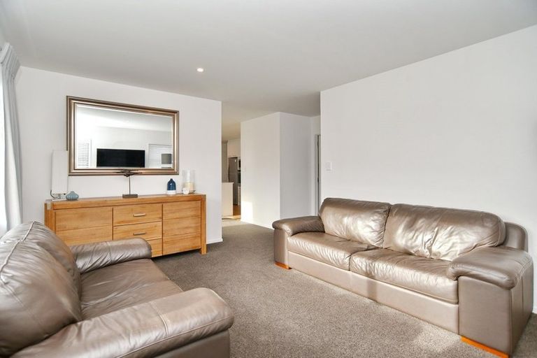 Photo of property in 53 Georgina Street, Marshland, Christchurch, 8083