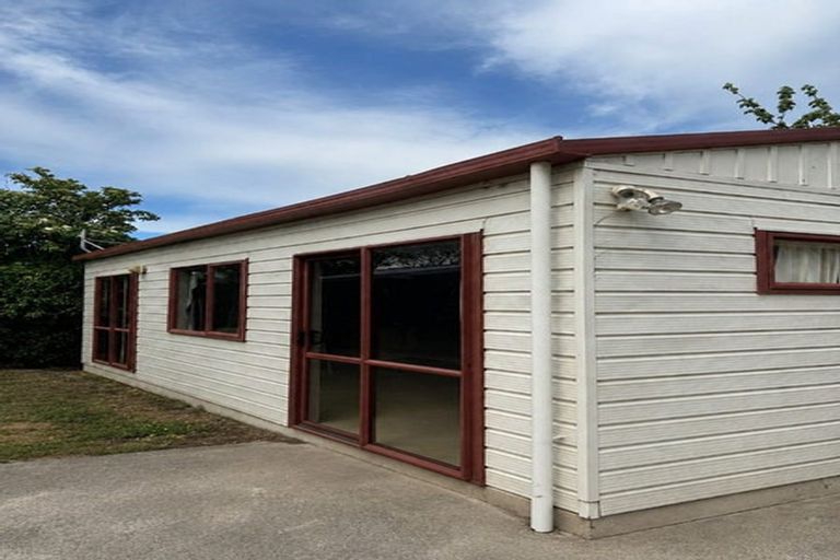 Photo of property in 25 Middleton Road, Upper Riccarton, Christchurch, 8041