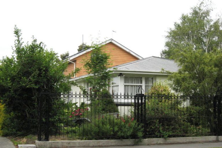 Photo of property in 36 Balrudry Street, Avonhead, Christchurch, 8042