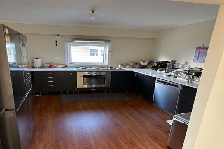 Photo of property in 3 Sutherland Crescent, Westbrook, Palmerston North, 4412