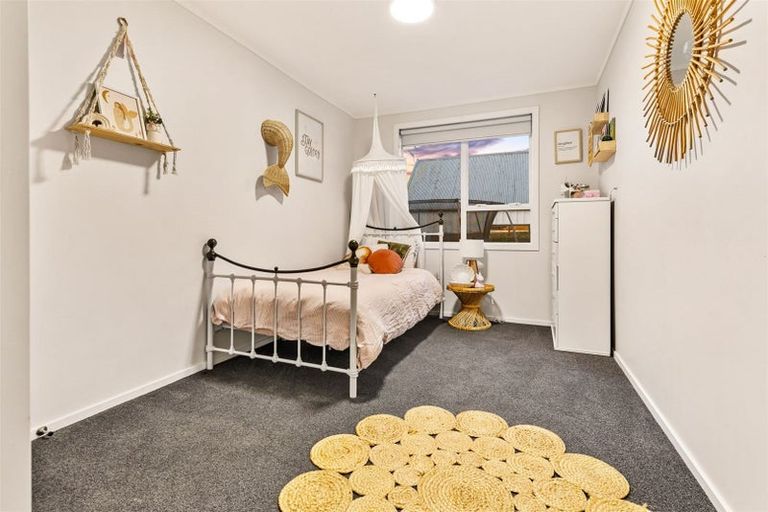 Photo of property in 16 Tapu Road, Huapai, Kumeu, 0810