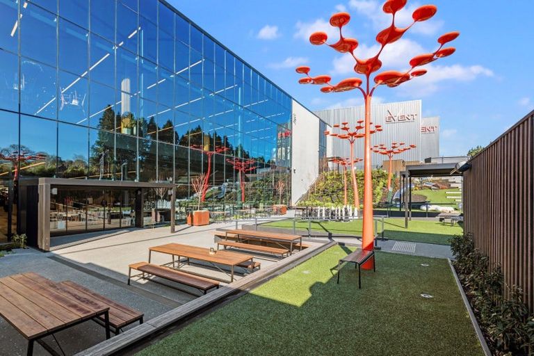 Photo of property in 25 Foley Grove, Pyes Pa, Tauranga, 3110