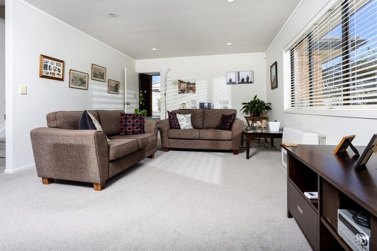 Photo of property in 5a Havelock Avenue, Forrest Hill, Auckland, 0620