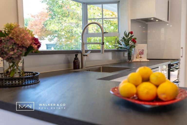 Photo of property in 51 Brentwood Street, Trentham, Upper Hutt, 5018