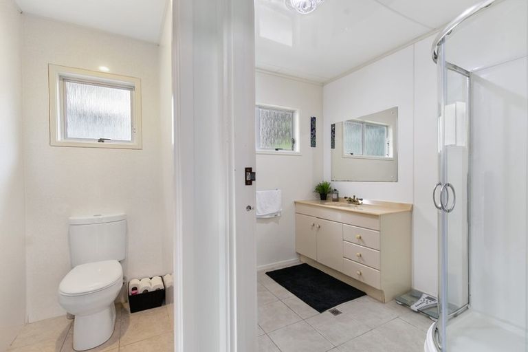 Photo of property in 29 Wirihana Road, Titirangi, Auckland, 0604