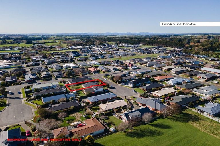 Photo of property in 37 Vogel Place, Waikiwi, Invercargill, 9810