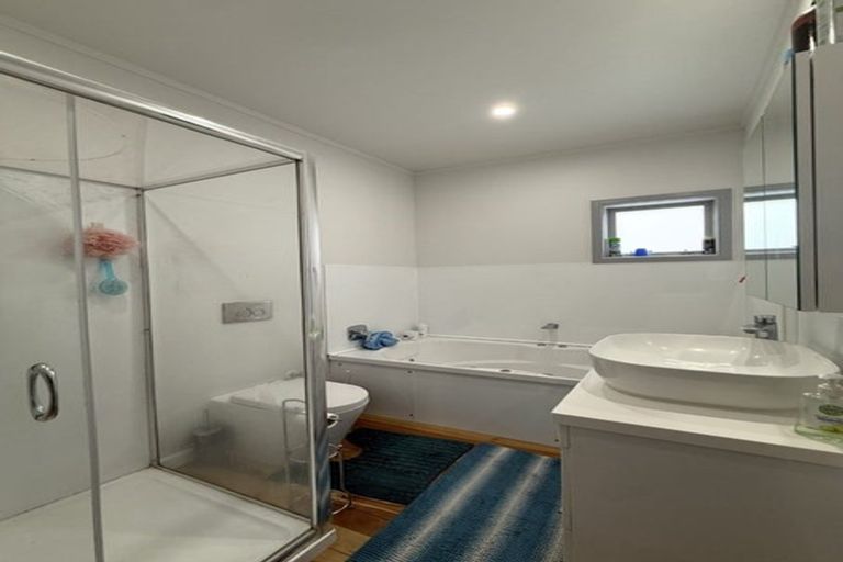 Photo of property in 30 Lincoln Avenue, Epuni, Lower Hutt, 5011