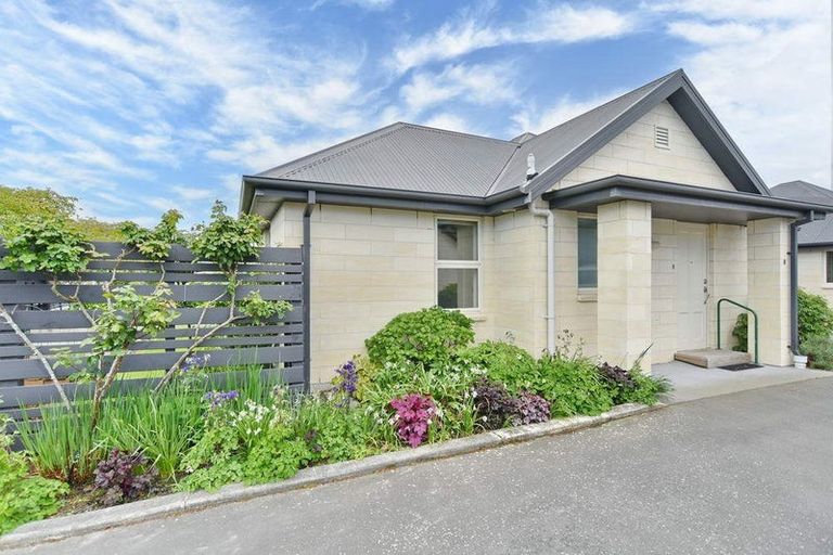 Photo of property in 8/26 Victoria Street, Rangiora, 7400