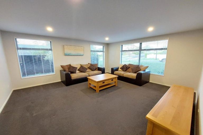 Photo of property in 74 Madison Terrace, Silverdale, 0932