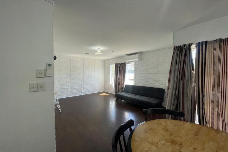 Photo of property in 5/19 Smiths Avenue, Papakura, 2110