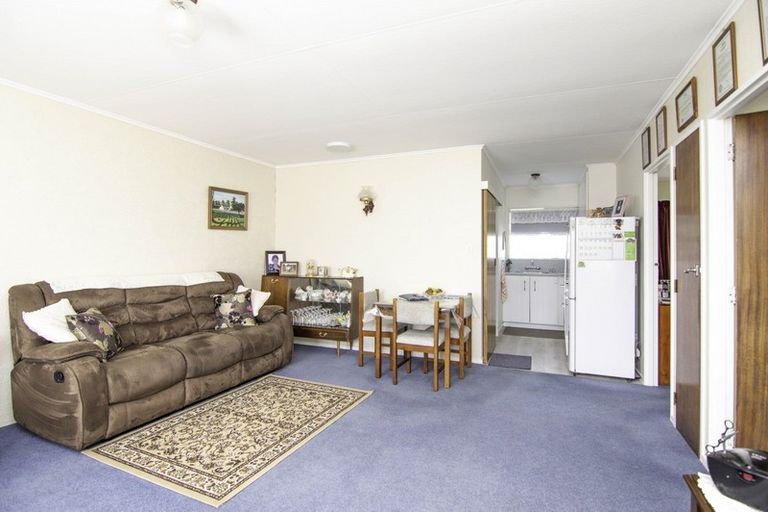 Photo of property in 8d Seaforth Avenue, Milson, Palmerston North, 4414