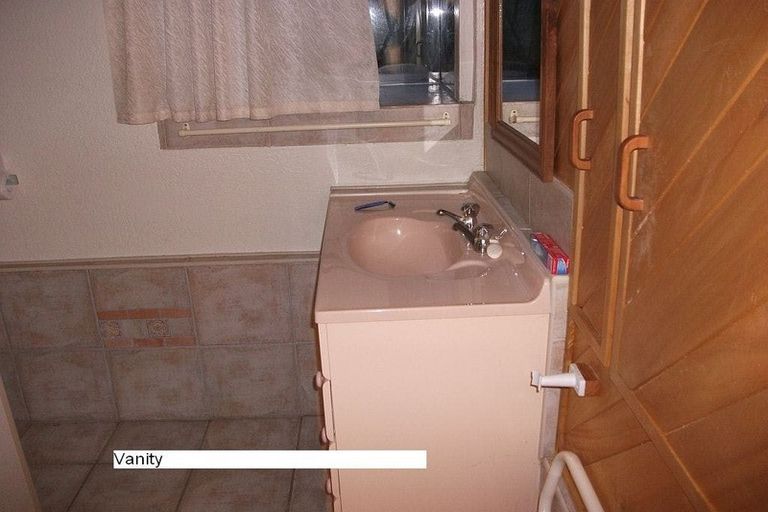 Photo of property in 27 Bleakhouse Road, Howick, Auckland, 2014