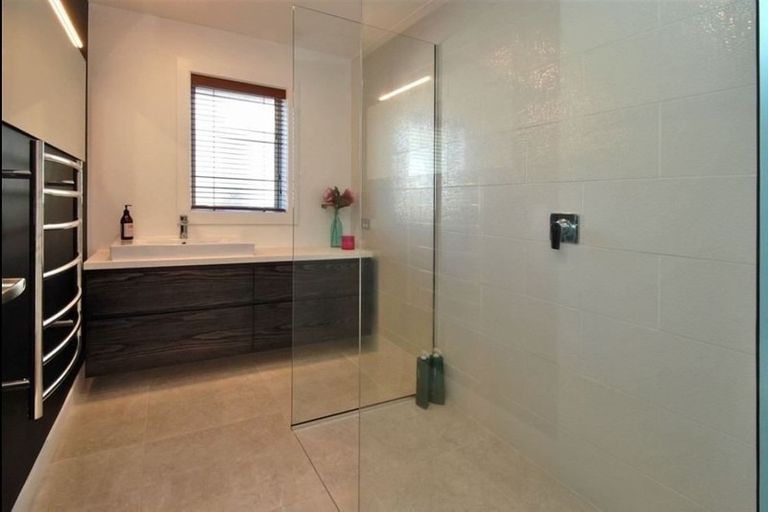 Photo of property in 28 Wentworth Street, Ilam, Christchurch, 8041