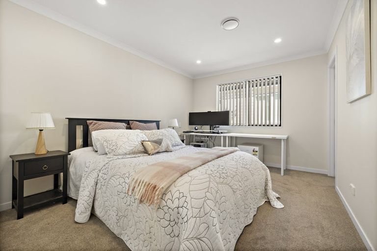 Photo of property in 30 Hikuawa Road, Flat Bush, Auckland, 2019