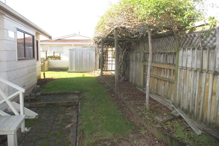 Photo of property in 15a Pohutukawa Drive, Pukete, Hamilton, 3200