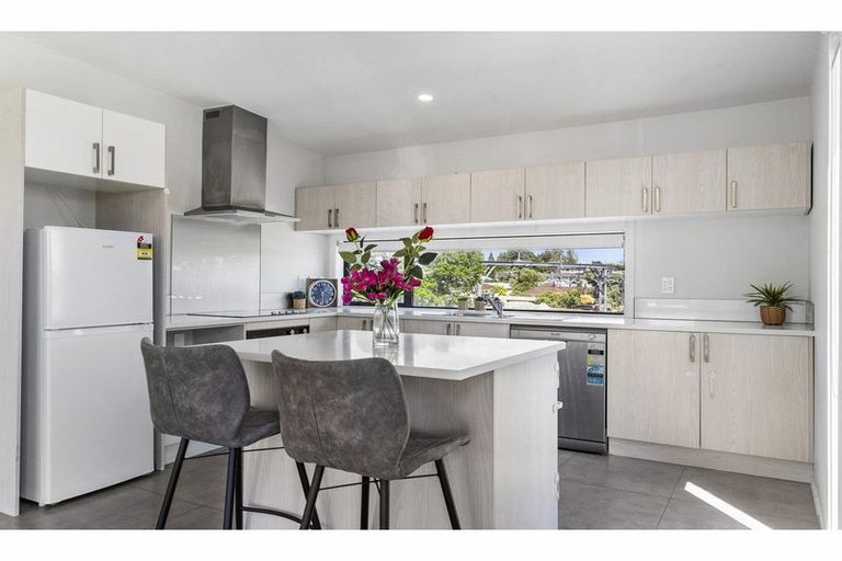 Photo of property in 4/3 Woolfield Road, Papatoetoe, Auckland, 2025