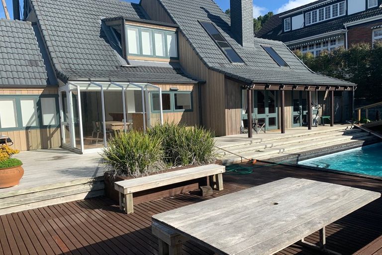 Photo of property in 94 Kowhai Road, Campbells Bay, Auckland, 0630