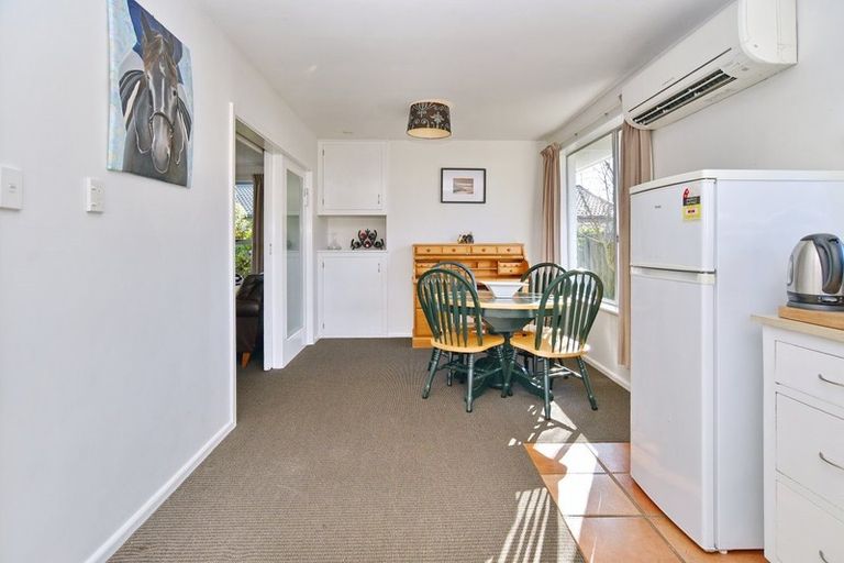 Photo of property in 2/106a Barrington Street, Somerfield, Christchurch, 8024